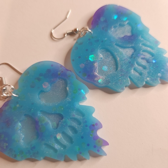 Skulls resin earrings jg9 - Picture 6 of 6